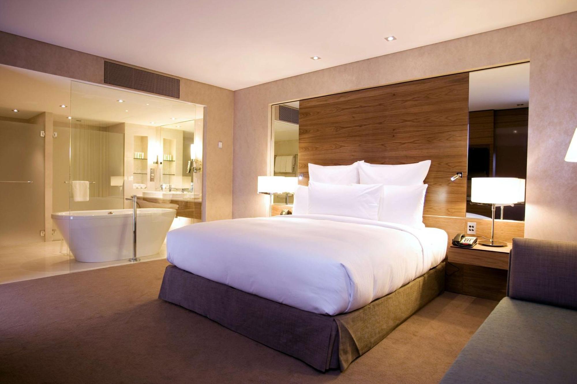 Hotel Hilton Brisbane Exterior foto